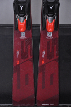 NARTY UŻYWANE ATOMIC REDSTER S9 + X12 GW 24/25 155 cm NRC683