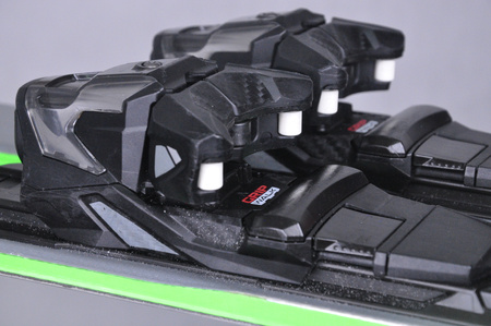 NARTY UŻYWANE ATOMIC REDSTER X7 + Atomic MI12 GW 22/23 155 cm NRC607