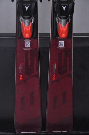 NARTY UŻYWANE ATOMIC REDSTER S8 + X12 GW 24/25 152 cm NRC151
