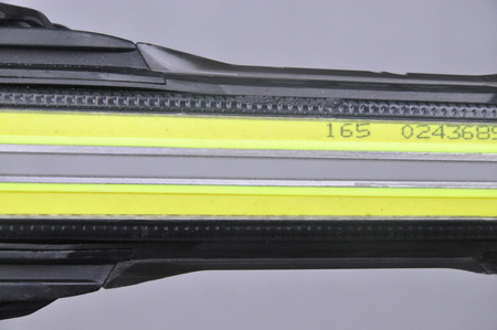 NARTY UŻYWANE VOLKL RACETIGER SC 24/25 + VMotion 12 165 cm NRC831