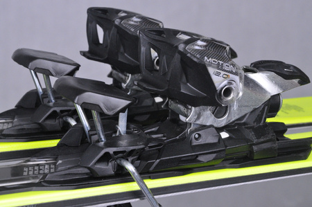 NARTY UŻYWANE VOLKL RACETIGER SC 23/24 + VMotion 12 165 cm NRC346