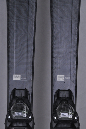 NARTY UŻYWANE VOLKL FLAIR 7.2 21/22 + FDT 10 151 cm NRC1164