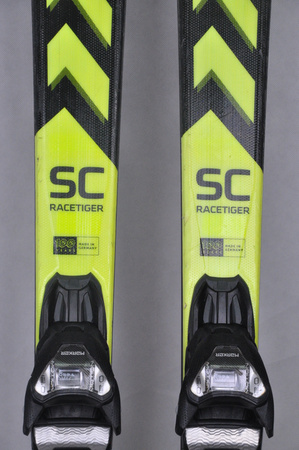 NARTY UŻYWANE VOLKL RACETIGER SC 23/24 + VMotion 12 158 cm NRC345