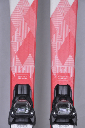 NARTY UŻYWANE VOLKL DEACON 7.2 + FTD 10 21/22 158 cm NRC1130