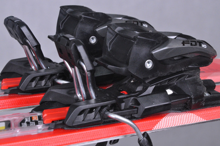 NARTY UŻYWANE VOLKL DEACON 7.2 + FTD 10 21/22 151 cm NRC1147