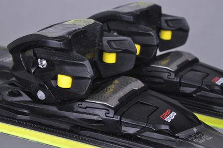 NARTY UŻYWANE VOLKL RACETIGER SC 24/25 + VMotion 12 153 cm NRC840