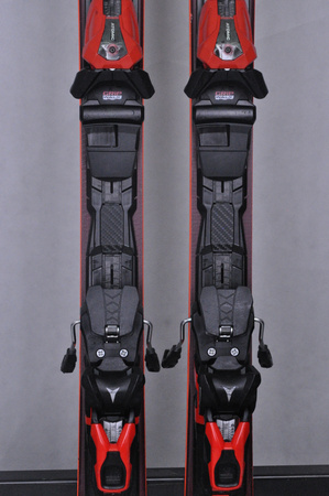 NARTY UŻYWANE ATOMIC REDSTER S7 + M12 GW 23/24 156 cm NRC721