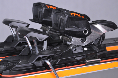 NARTY UŻYWANE BLIZZARD THUNDERBIRD R15 + TPX 12 24/25 180 cm NRC677