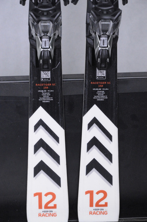 NARTY UŻYWANE VOLKL RACETIGER SC 23/24 + VMotion 12 158 cm NRC334