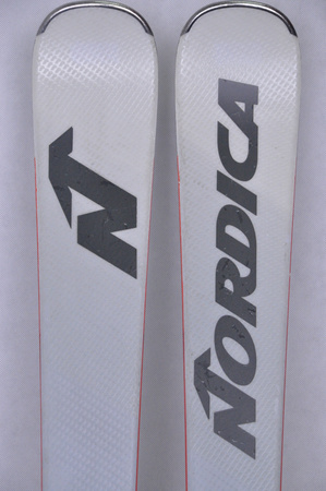 NARTY UŻYWANE NORDICA MULTIGARA DC + XCELL 14 24/25 165 cm NRC543