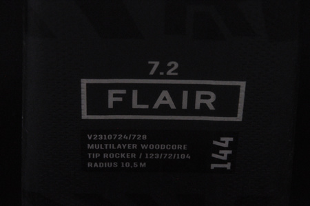 NARTY UŻYWANE VOLKL FLAIR 7.2 21/22 + FDT 10 144 cm NRC1167