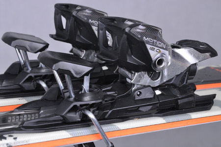 NARTY UŻYWANE VOLKL DEACON 75 + Motion 12 23/24 168 cm NRC131