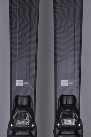 NARTY UŻYWANE VOLKL FLAIR 7.2 21/22 + FDT 10 165 cm NRC1155