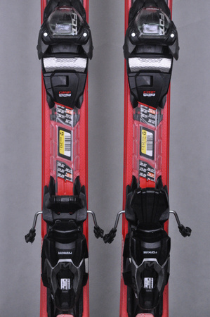 NARTY UŻYWANE VOLKL DEACON 7.2 + FTD 10 21/22 158 cm NRC1117