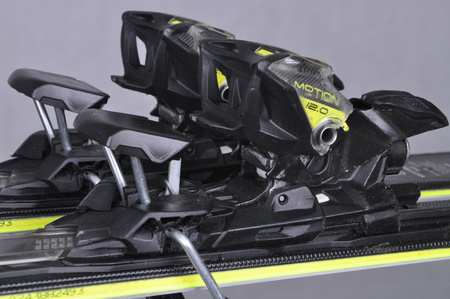 NARTY UŻYWANE VOLKL RACETIGER SC 24/25 + VMotion 12 153 cm NRC839