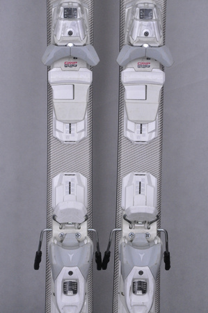 NARTY UŻYWANE ATOMIC CLOUD PRO + M10 22/23 157 cm NRC707