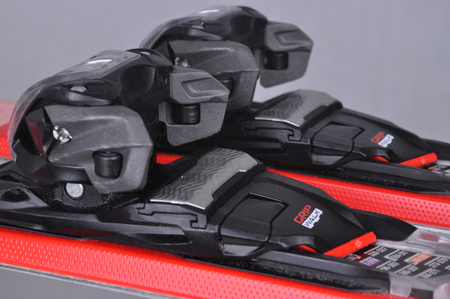 NARTY UŻYWANE VOLKL DEACON 7.2 + FTD 10 21/22 165 cm NRC1112