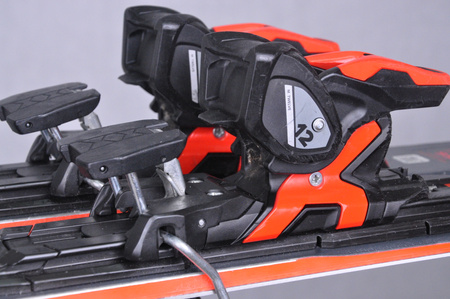 NARTY UŻYWANE ATOMIC REDSTER STI + M 12 22/23 156 cm NRC602