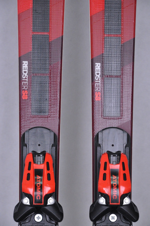NARTY UŻYWANE ATOMIC REDSTER S8 + X12 GW 24/25 152 cm NRC152