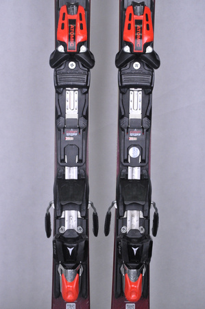 NARTY UŻYWANE ATOMIC REDSTER S9 + X12 GW 24/25 170 cm NRC690