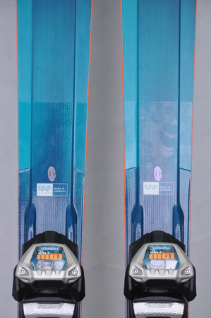 NARTY UŻYWANE VOLKL DEACON 84 + LowRide XL 13 23/24 167 cm NRC241