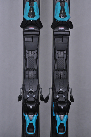 NARTY UŻYWANE ATOMIC REDSTER X7 + Atomic MI12 GW 24/25 169 cm NRC553