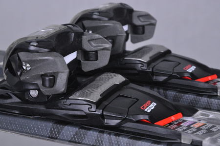 NARTY UŻYWANE VOLKL FLAIR 7.2 21/22 + FDT 10 151 cm NRC1161