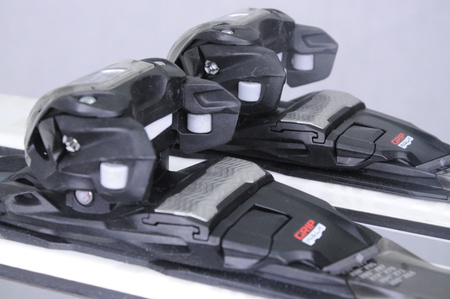 NARTY UŻYWANE VOLKL FLAIR SC 23/24 + Marker VMOTION 11 153 cm NRC291