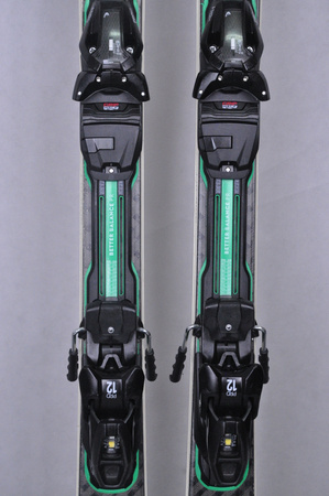 NARTY UŻYWANE HEAD SUPERSHAPE E. MAGNUM + Head PRD12 24/25 177 cm NRC537