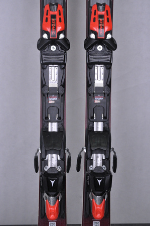 NARTY UŻYWANE ATOMIC REDSTER S8 + X12 GW 24/25 163 cm NRC159