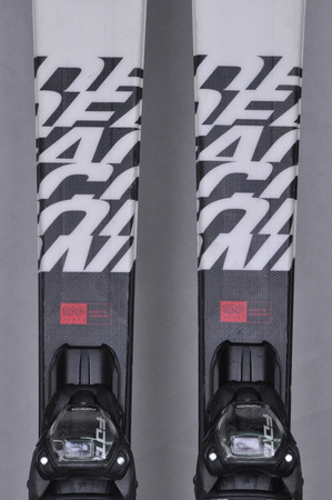 NARTY UŻYWANE VOLKL DEACON 7.2 + FTD 10 23/24 151 cm NRC1180