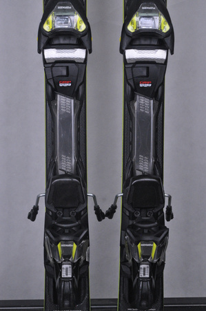 NARTY UŻYWANE VOLKL RACETIGER SC 24/25 + VMotion 12 153 cm NRC841