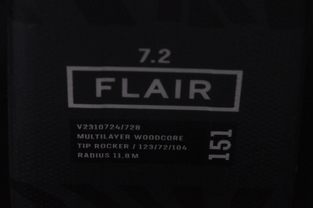 NARTY UŻYWANE VOLKL FLAIR 7.2 21/22 + FDT 10 151 cm NRC1159
