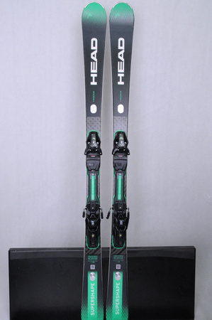 NARTY UŻYWANE HEAD SUPERSHAPE E. MAGNUM + Head PRD12 24/5 156 cm NRC253