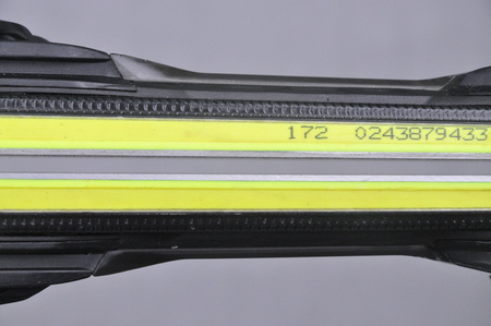 NARTY UŻYWANE VOLKL RACETIGER SC 24/25 + VMotion 12 172 cm NRC837