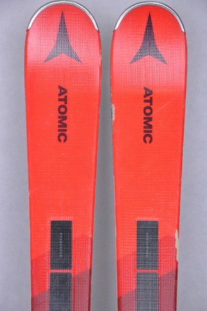 NARTY UŻYWANE ATOMIC REDSTER S8 + X12 GW 24/25 163 cm NRC680