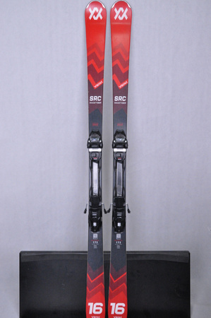 NARTY UŻYWANE VOLKL RACETIGER SRC + Motion 10 24/25 173 cm NRC230