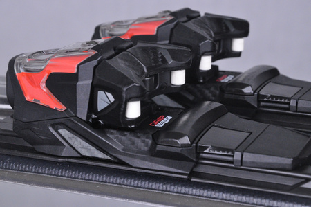 NARTY UŻYWANE ATOMIC REDSTER SC + M10 23/24 154 cm NRC475