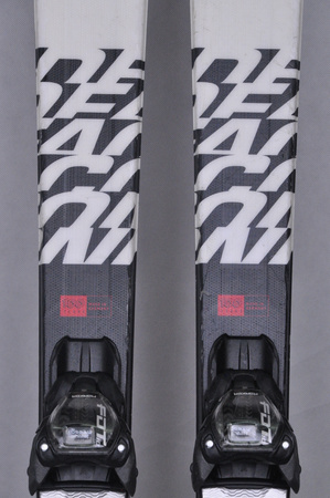 NARTY UŻYWANE VOLKL DEACON 7.2 + FTD 10 23/24 151 cm NRC1195