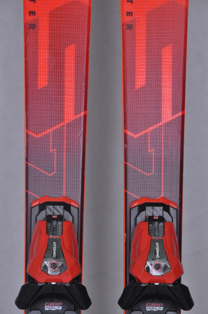 NARTY UŻYWANE ATOMIC REDSTER S7 + M12 GW 23/24 156 cm NRC721