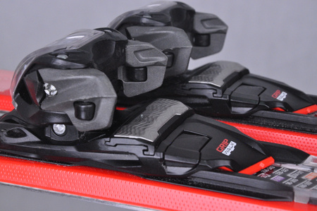 NARTY UŻYWANE VOLKL DEACON 7.2 + FTD 10 21/22 165 cm NRC1105