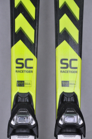 NARTY UŻYWANE VOLKL RACETIGER SC 23/24 + VMotion 12 165 cm NRC349