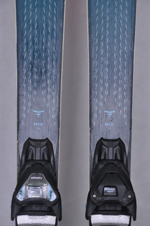 NARTY UŻYWANE BLIZZARD PHOENIX R13 TI + TPX 12 23/24 150 cm NRC661