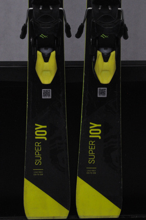 NARTY UŻYWANE HEAD SUPER JOY 21/22 + JOY 11 143 cm NRB926