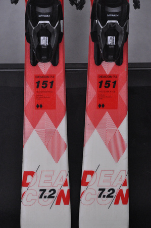 NARTY UŻYWANE VOLKL DEACON 7.2 + FTD 10 21/22 151 cm NRC1140