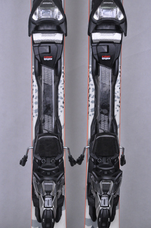NARTY UŻYWANE VOLKL DEACON 75 + Motion 12 23/24 161 cm NRC127