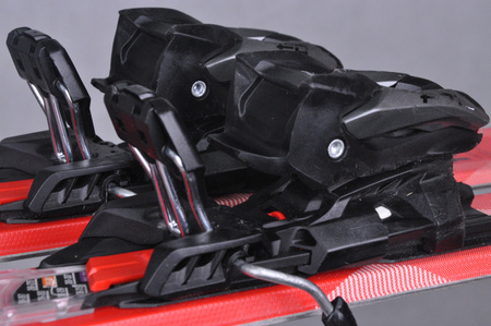 NARTY UŻYWANE VOLKL DEACON 7.2 + FTD 10 21/22 165 cm NRC1104