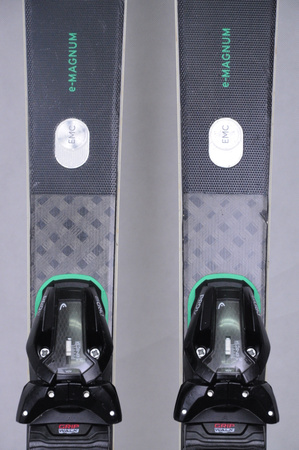NARTY UŻYWANE HEAD SUPERSHAPE E. MAGNUM + Head PRD12 24/5 163 cm NRC260