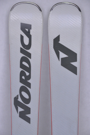 NARTY UŻYWANE NORDICA MULTIGARA DC + XCELL 14 24/25 175 cm NRC544