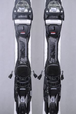 NARTY UŻYWANE VOLKL FLAIR SC 23/24 + Marker VMOTION 11 153 cm NRC289